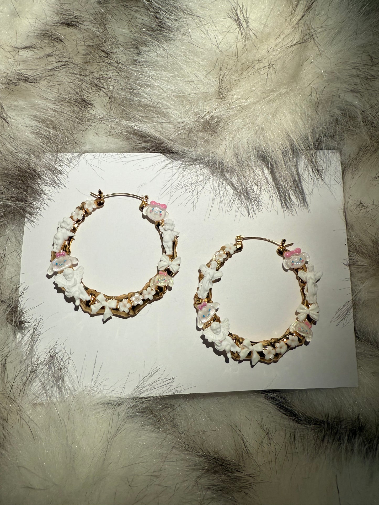 Cinnamoroll angel earrings